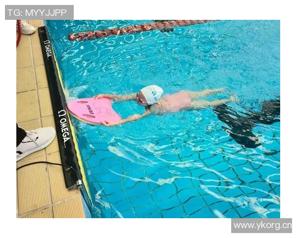 畅游竞技激情激烈对决游泳比赛新纪元开启挑战速度极限 畅游竞技激情激烈对决游泳比赛新纪元开启挑战速度极限